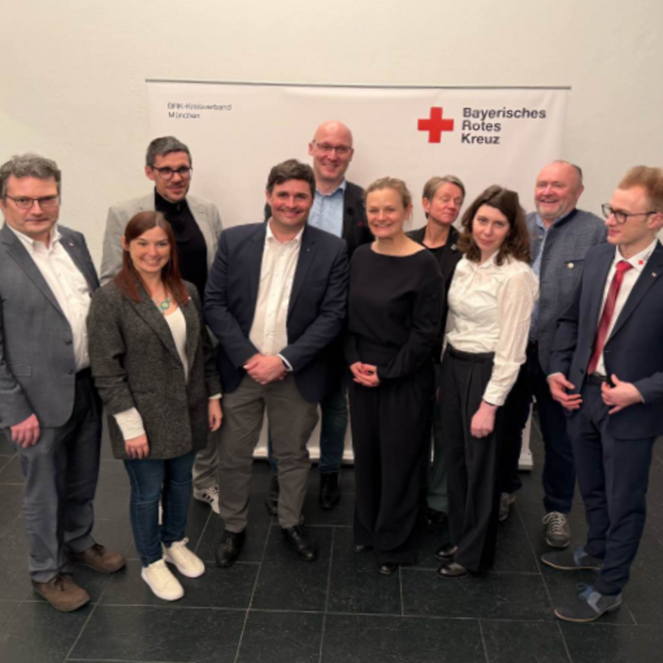 Simone Rohrer Generationenwechsel im BRK der bayerischen Landeshauptstadt ...